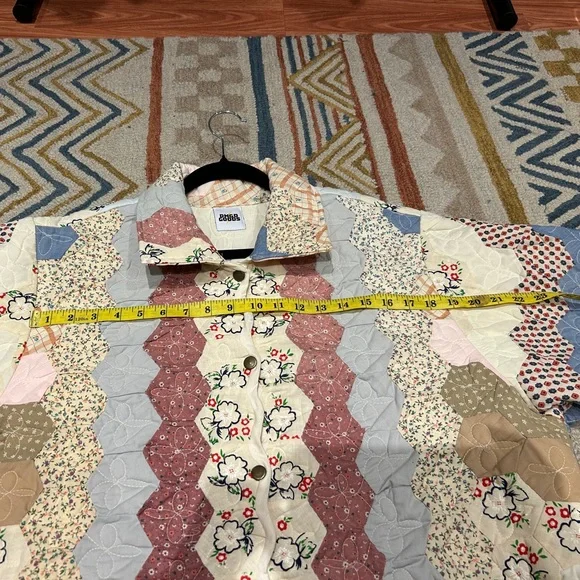 Handmade Patchwork Quilt Jacket - Picture 9 of 12